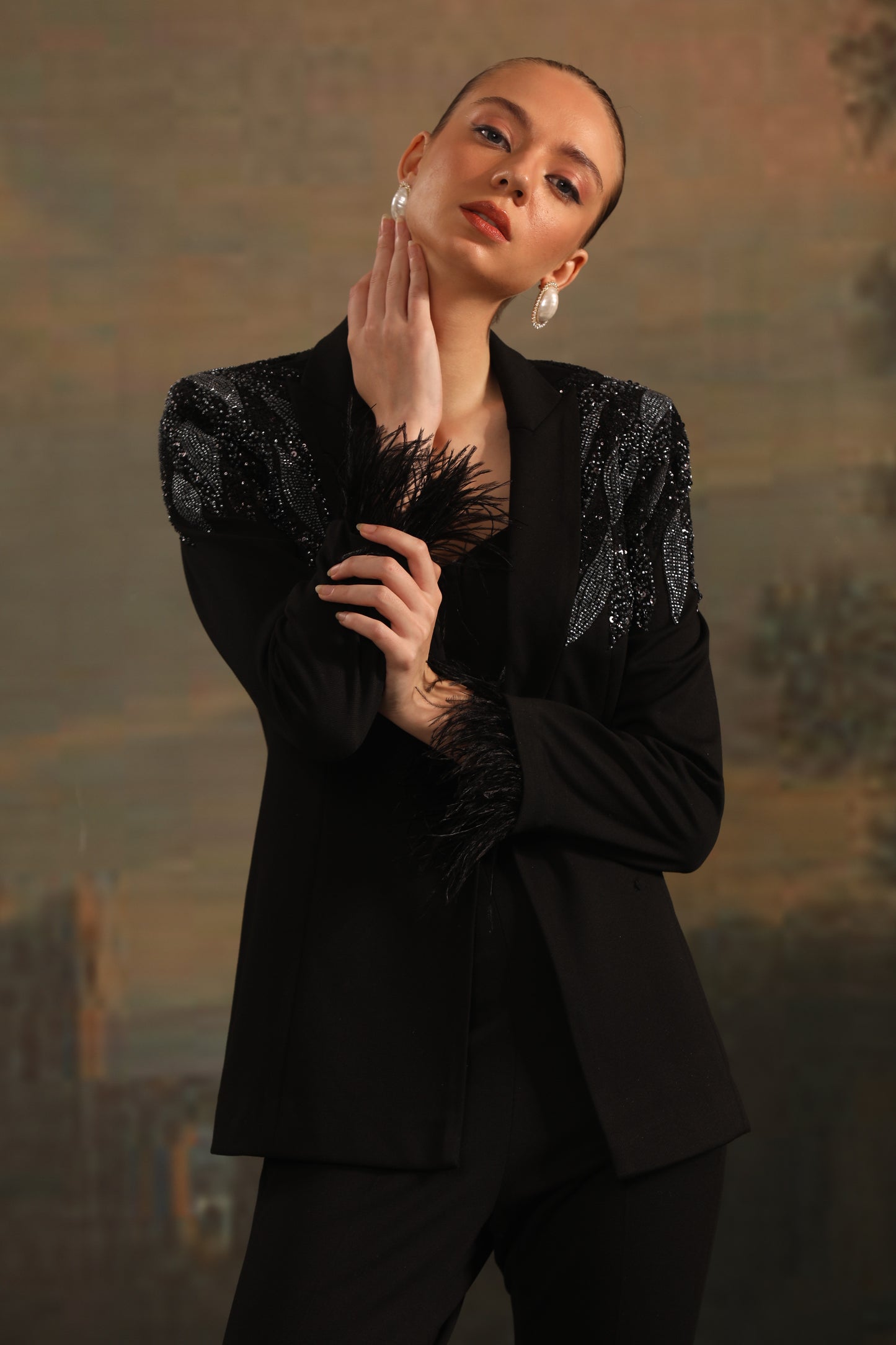 BLACK EMBROIDERED FEATHER PANT SET