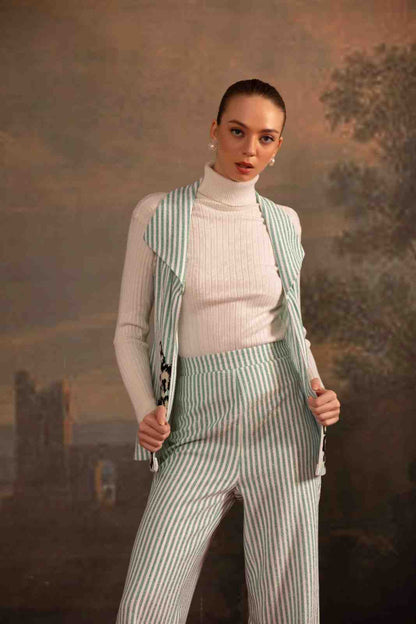 Green Floral Stripped Set